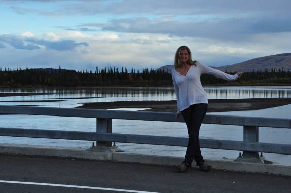 Nosso prineiro fim de tarde no Alaska, trecho final da Alaska Highway